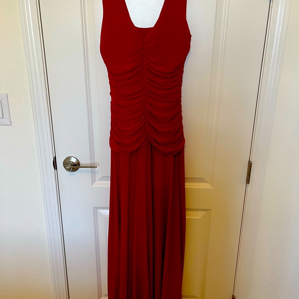 Gorgeous ruby ted long dress never worn